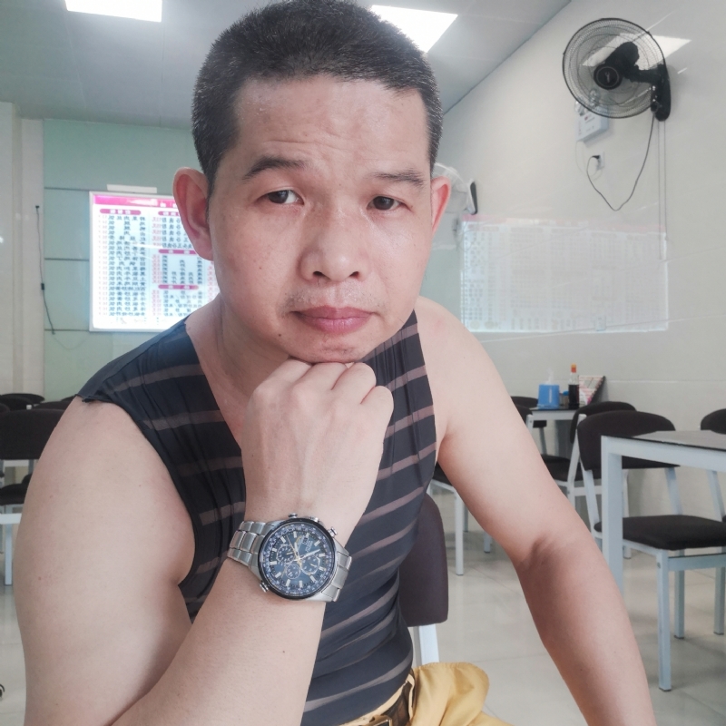 曾生的第二张照片--佛山蓝颜知己交友网