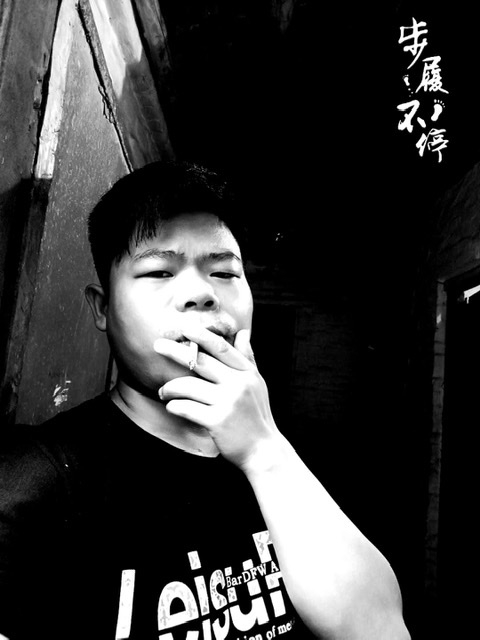 一見鍾情的第三张照片--佛山蓝颜知己交友网