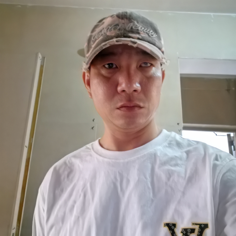 小心做人的第二张照片--佛山蓝颜知己交友网